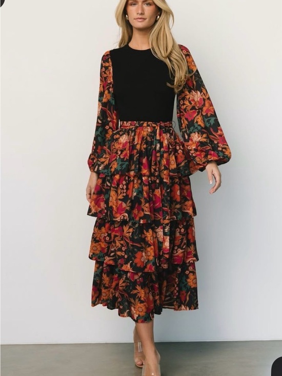 Baltic Born Dresses & Skirts - Baltic Born Black Bodice Floral Tiered Midi Dress Sz M